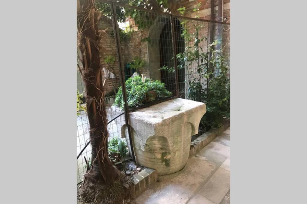 Appartamento Tipico Con Corte Privata Venezia Eksteriør bilde